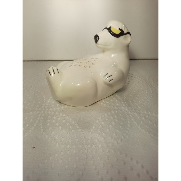 Vintage Polar Bear Baking Soda Refrigerator Refresher - Picture 2 of 5